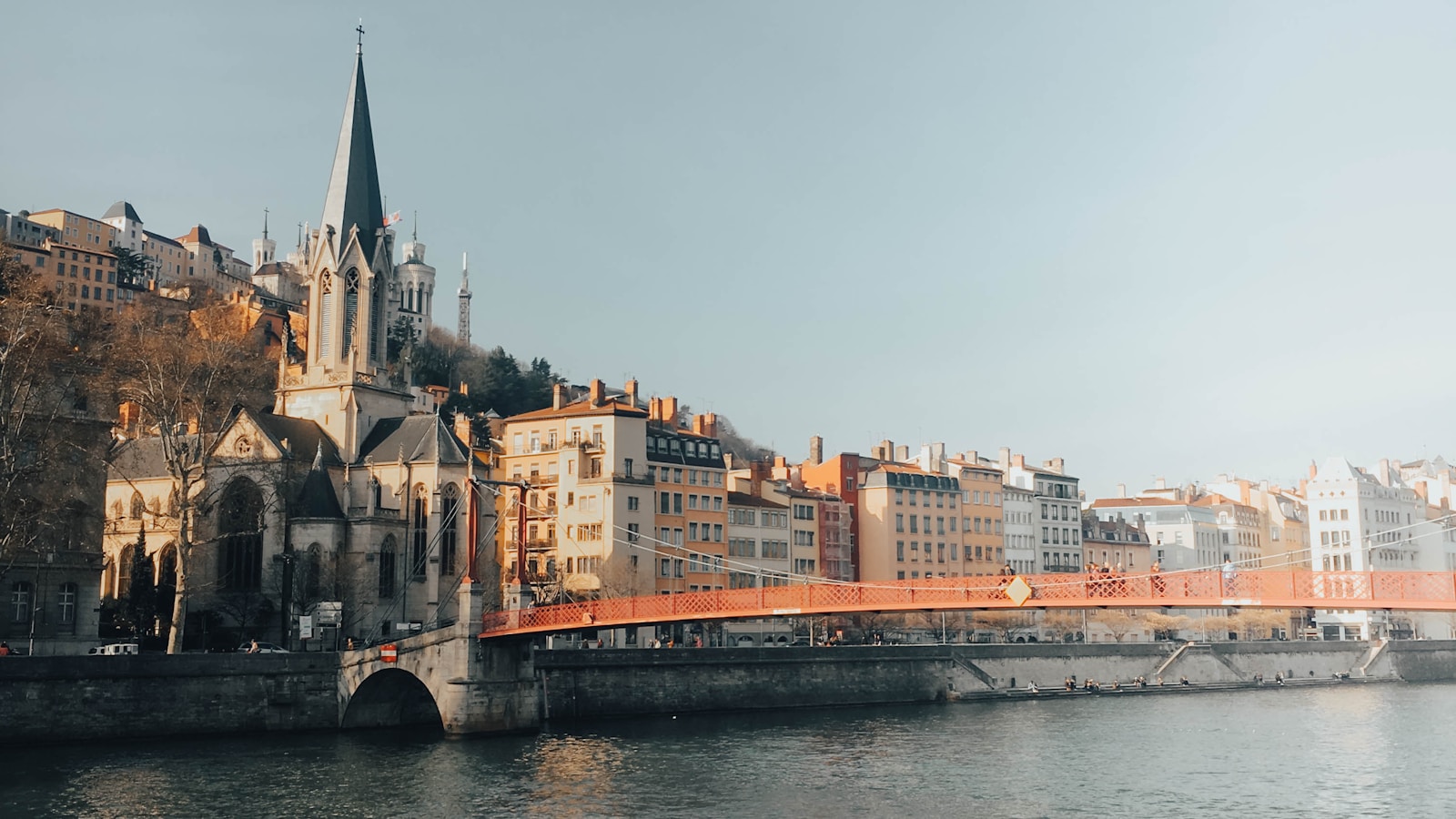 Location Photobooth Lyon : Quel Est le Meilleur Choix pour Votre Événement en 2025 ?